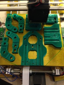 The fourth (problematic) plate in progress. You can see the infill structure.