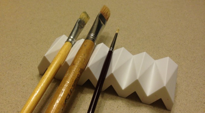 Customisable Paintbrush Holder using OpenSCAD – jweoblog